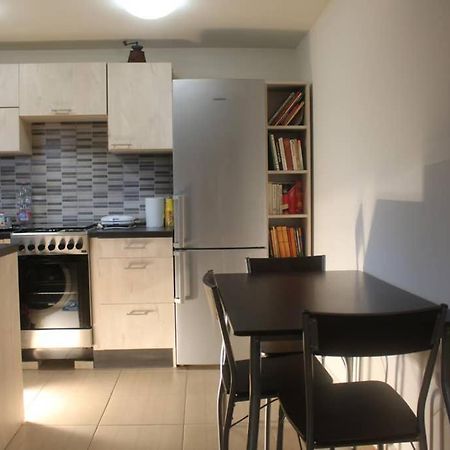 Green Garden Apartment Ingyenes Zart Parkoloval Szeged Bagian luar foto