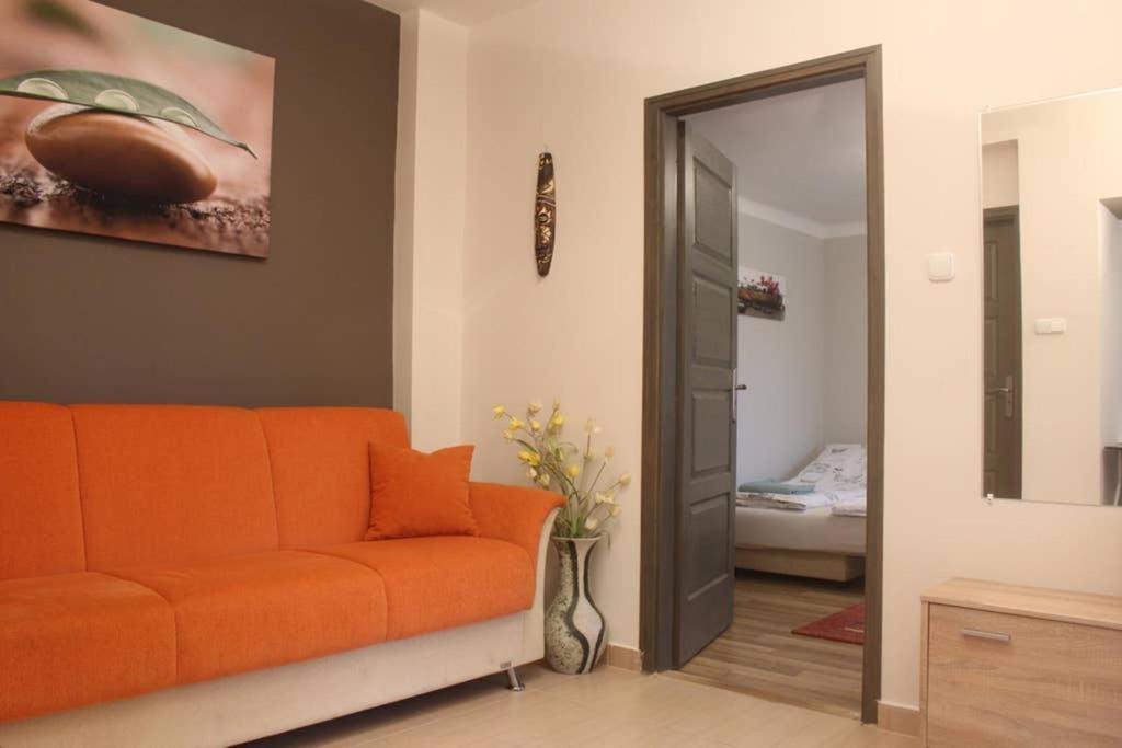 Green Garden Apartment Ingyenes Zart Parkoloval Szeged Bagian luar foto